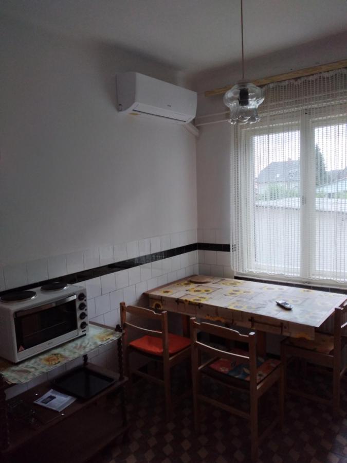 Apartamento Nyárfa Keszthely Exterior foto